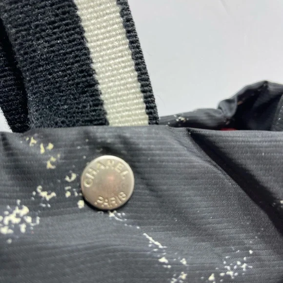 Chanel Travel Line in Black  and white nylon , with nylon dust bag. - Picture 5 of 16